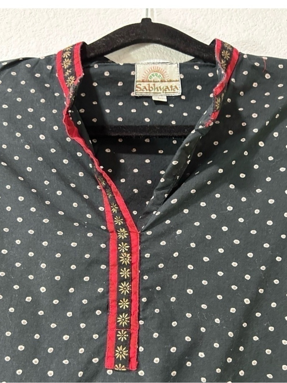 Sabhyata Navy Polka Dot Top with Pink Trim - Picture 5 of 15